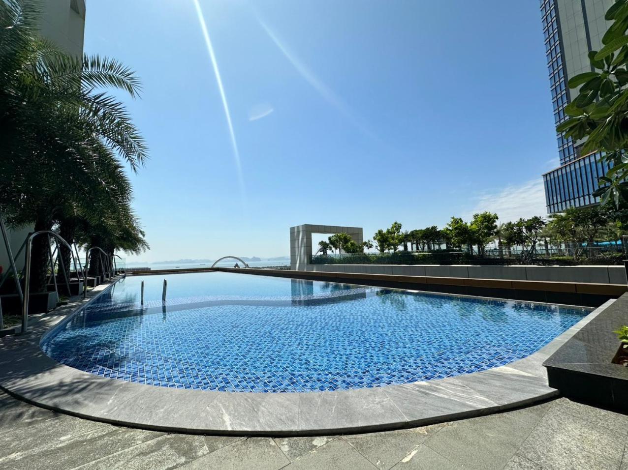 Muong Thanh Luxury Ha Long Centre II Eksteriør billede