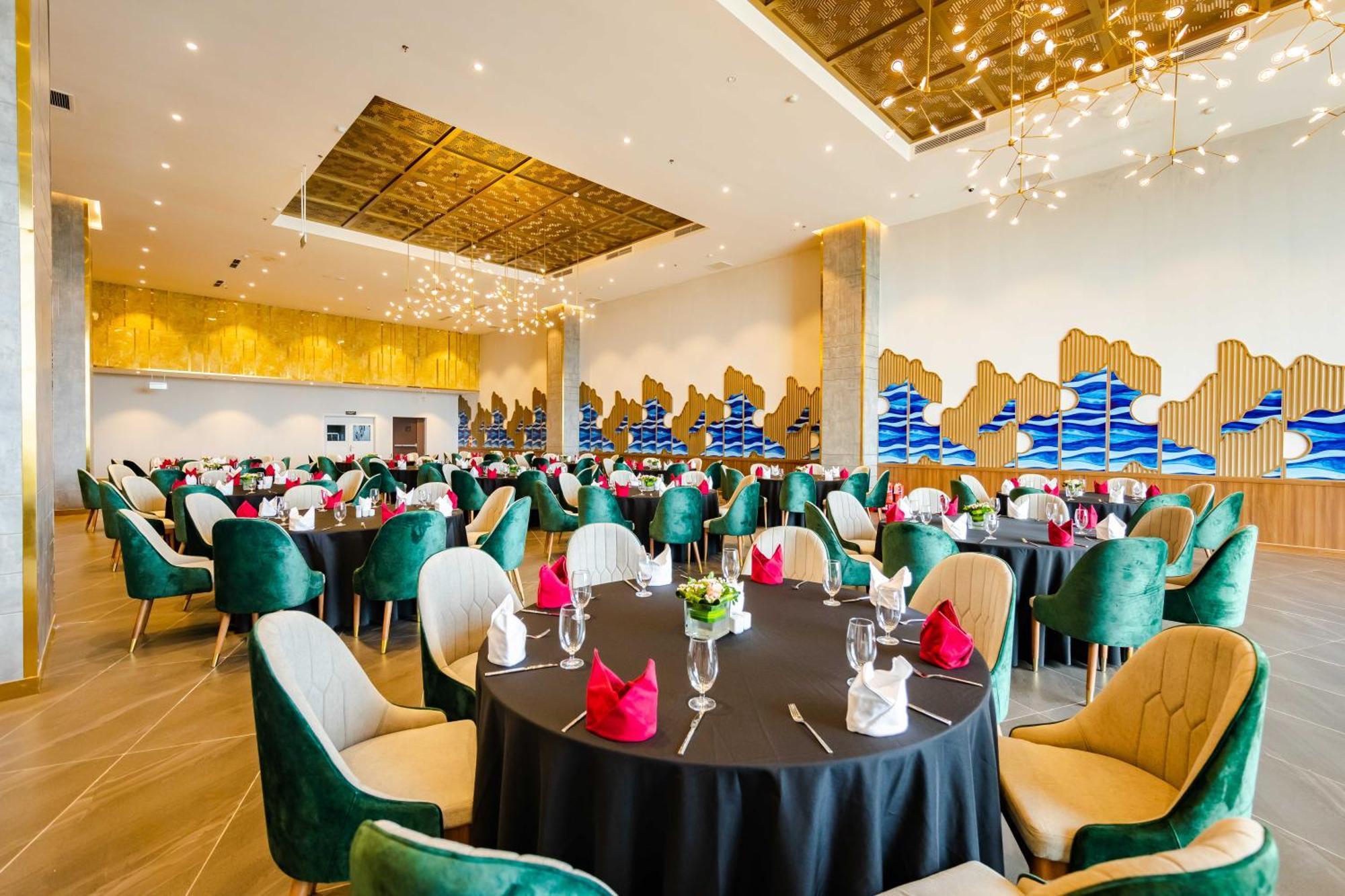 Muong Thanh Luxury Ha Long Centre II Eksteriør billede